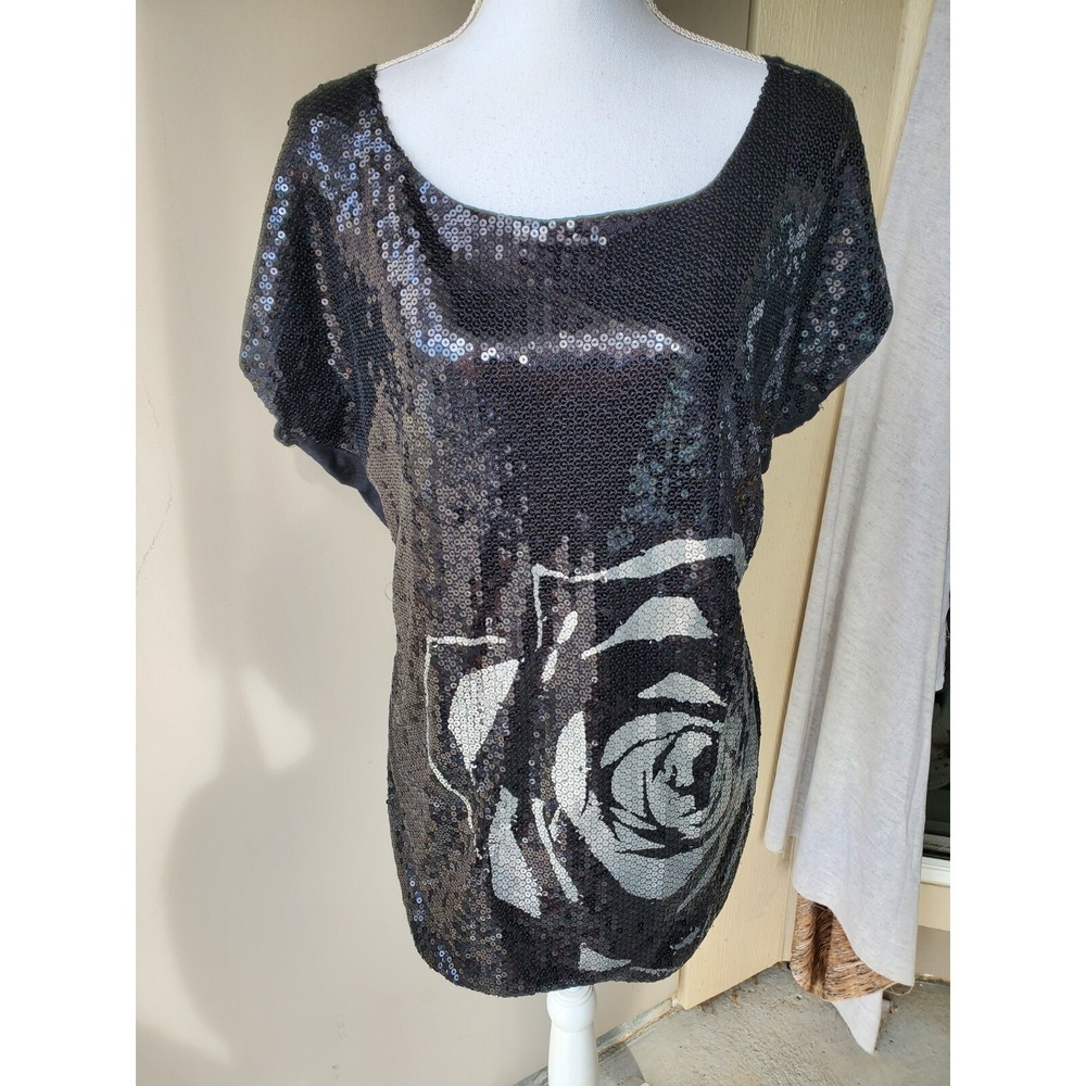 Stargazer Blouse Womens Medium Black Gray Sequin‎ Rose Shiny Elegant Casual Top